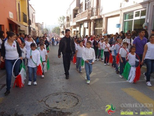 Aniv de la Rev 2013 (397)